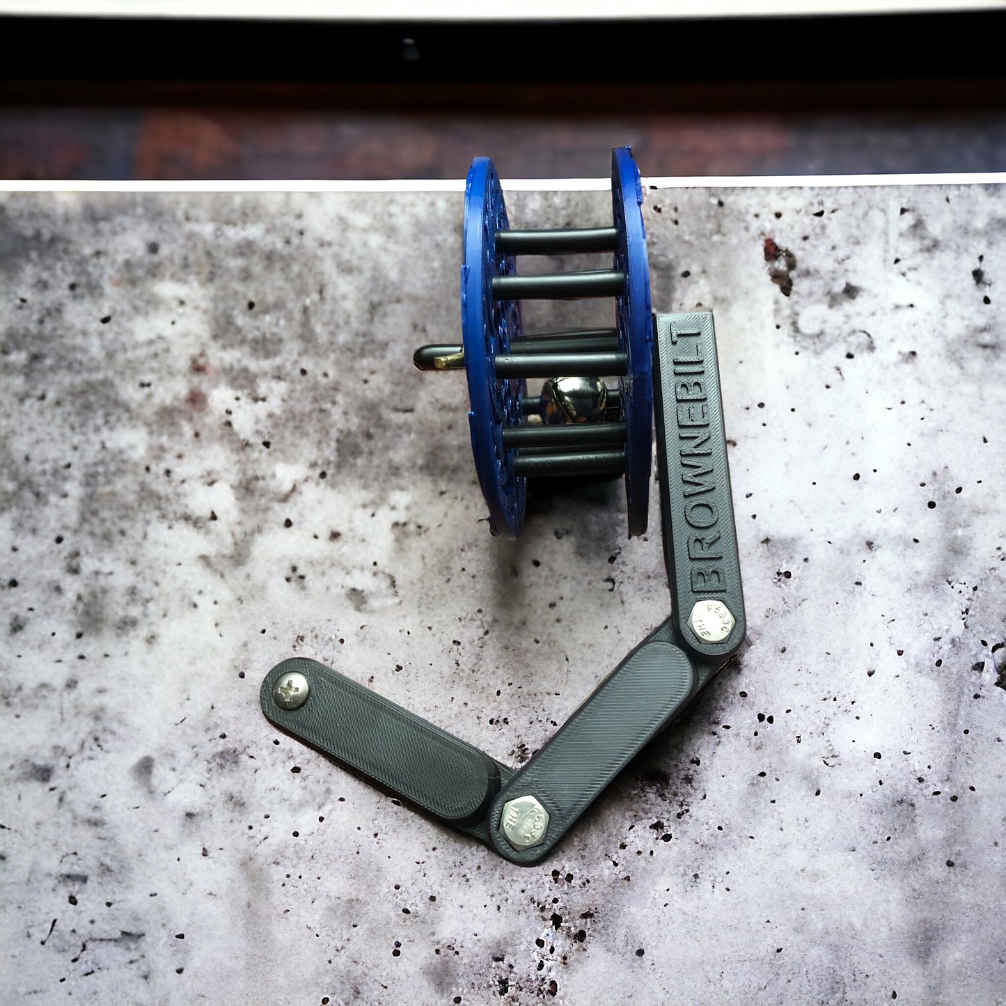 Taper Link-Rattle Reel
