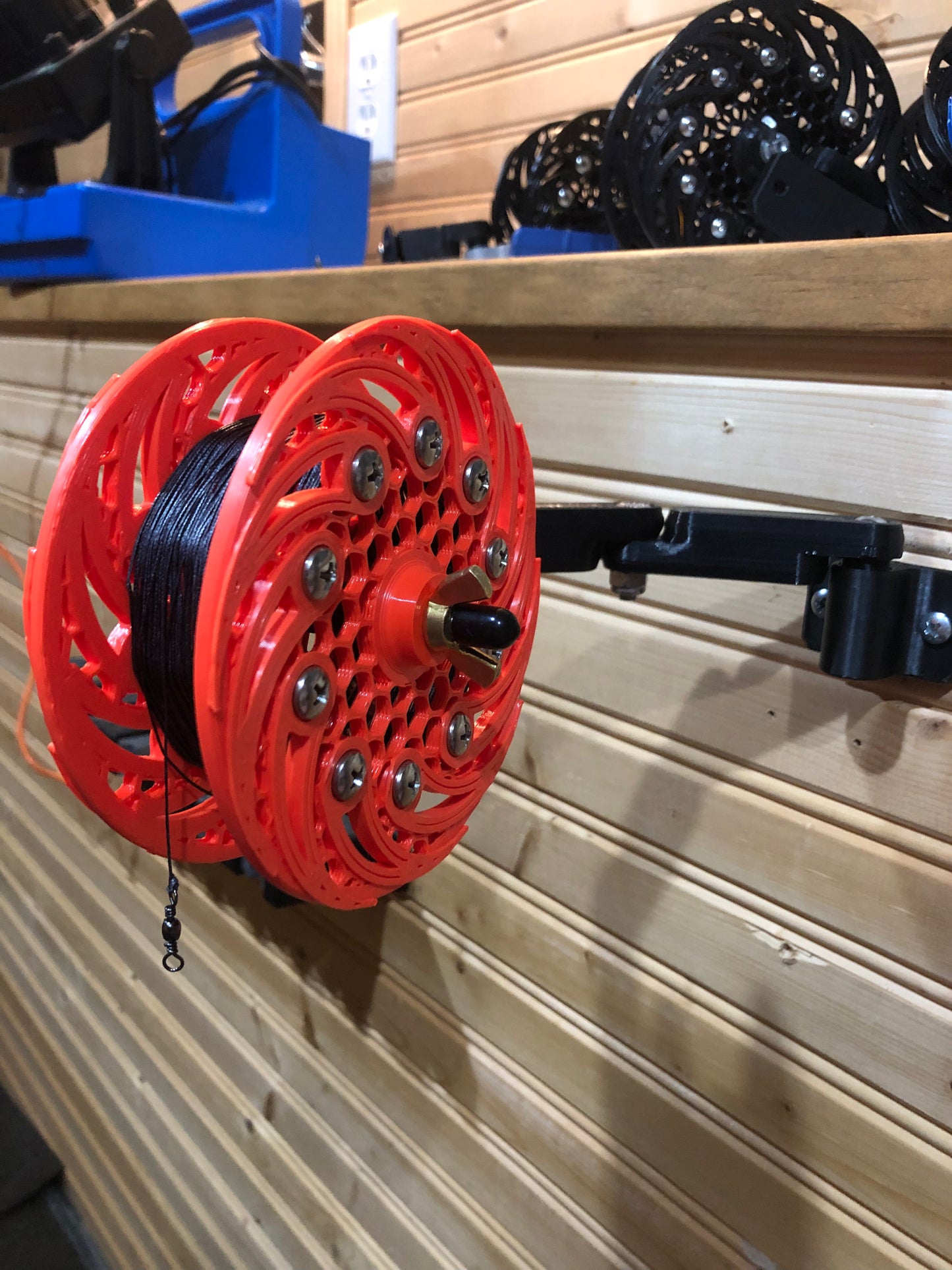 Taper Link-Rattle Reel