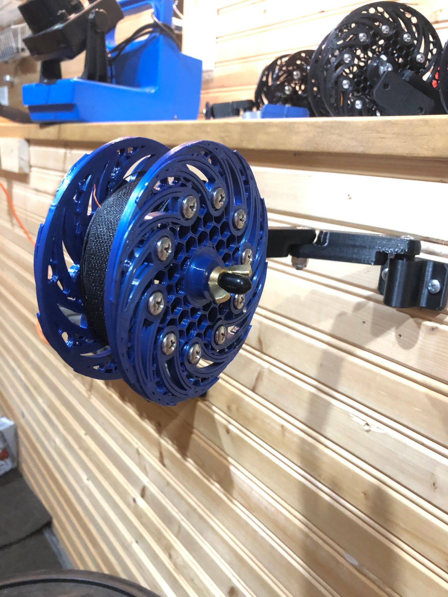 Taper Link-Rattle Reel